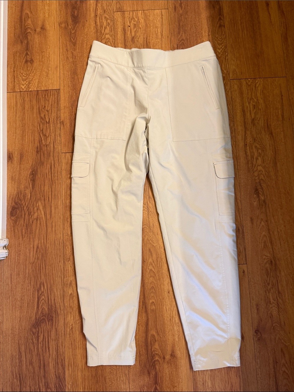 Athleta Cream Cargo Jogger Pants